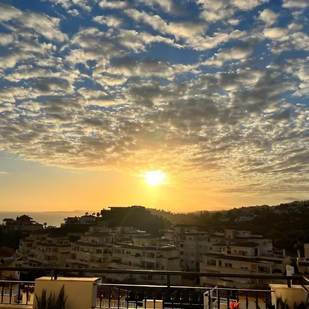Cosy 1 Bed 50m2 Terrace Apartamento